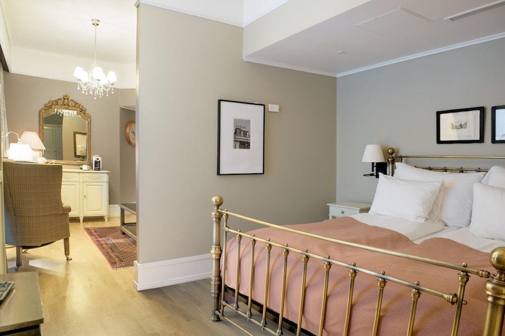 Bastion Hotel 4*